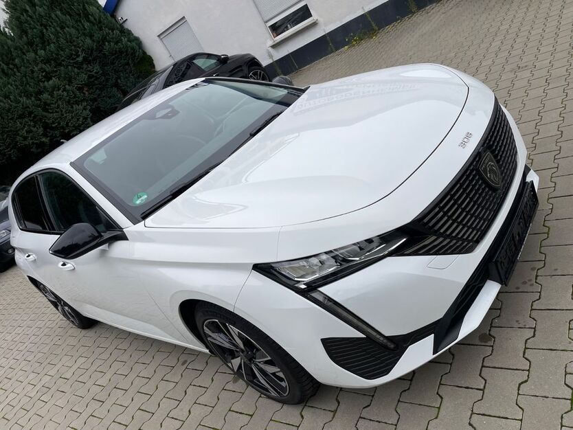 Peugeot 308 23.567 km 17.900 € Niederdorfelden 61138