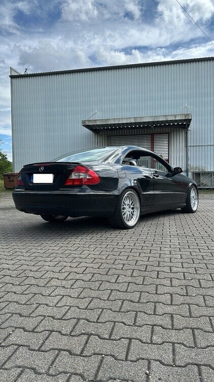 Mercedes-Benz CLK 320 189.000 km 8.500 € Rastatt 76437