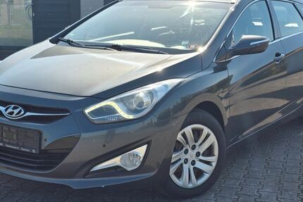 Hyundai i40 323.000 km 3.500 &euro; Surwold 26903