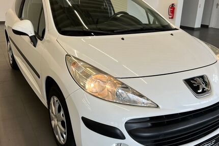 Peugeot 207 191.600 km 2.990 &euro; Elsterwerda 04910