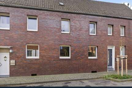 Haus Baesweiler - 11 Zimmer, 231 m&sup2;, 269.000&euro; | Angebot:27141374