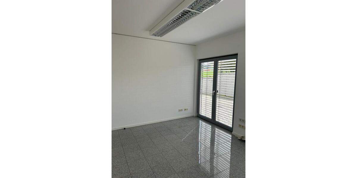 Gewerbeobjekt Bad Camberg - 1.500&euro; | Angebot:26616870