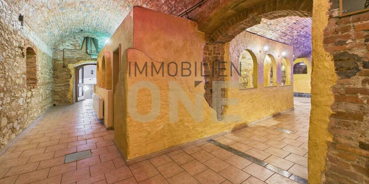 Mehrfamilienhaus, Wohnhaus Schierling - 4 Zimmer, 127 m&sup2;, 160.000&euro; | Angebot:26391577
