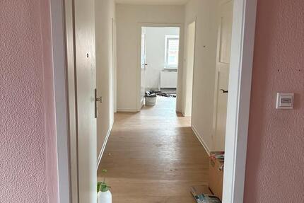 Wohnung Sassenburg - 4 Zimmer, 67 m&sup2;, 690&euro; | Angebot:25560771