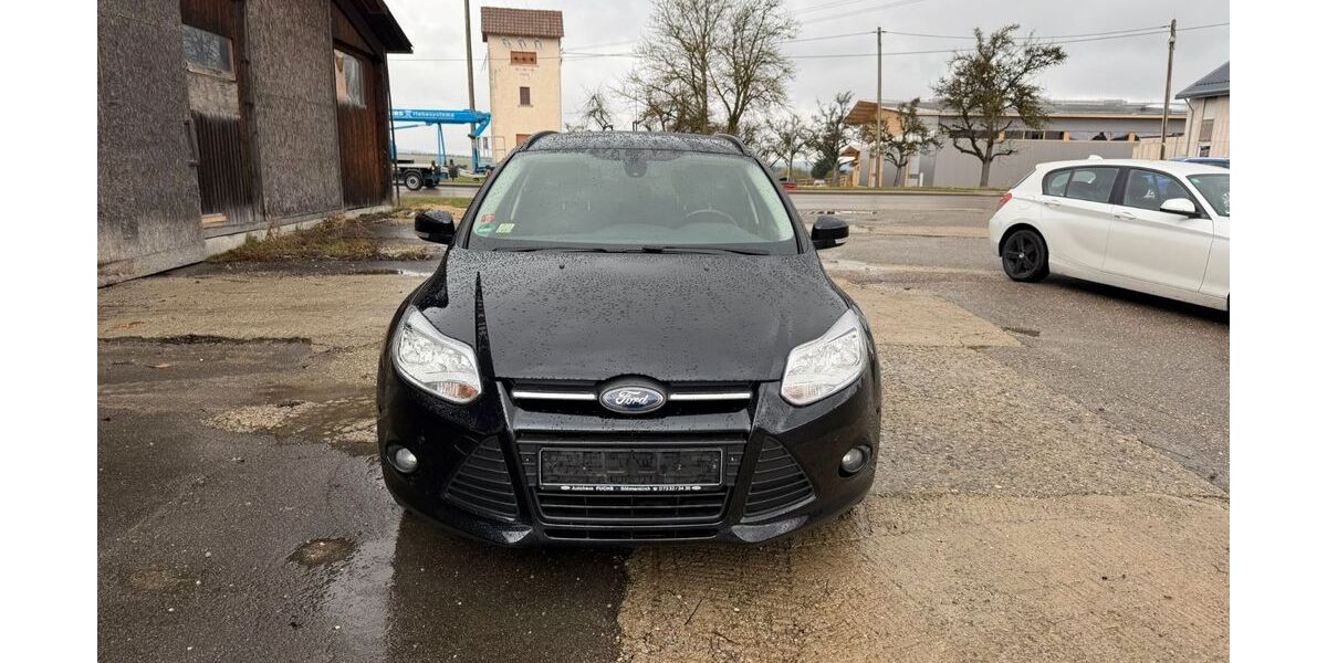 Ford Focus 174.000 km 3.390 &euro; Gussenstadt 89547
