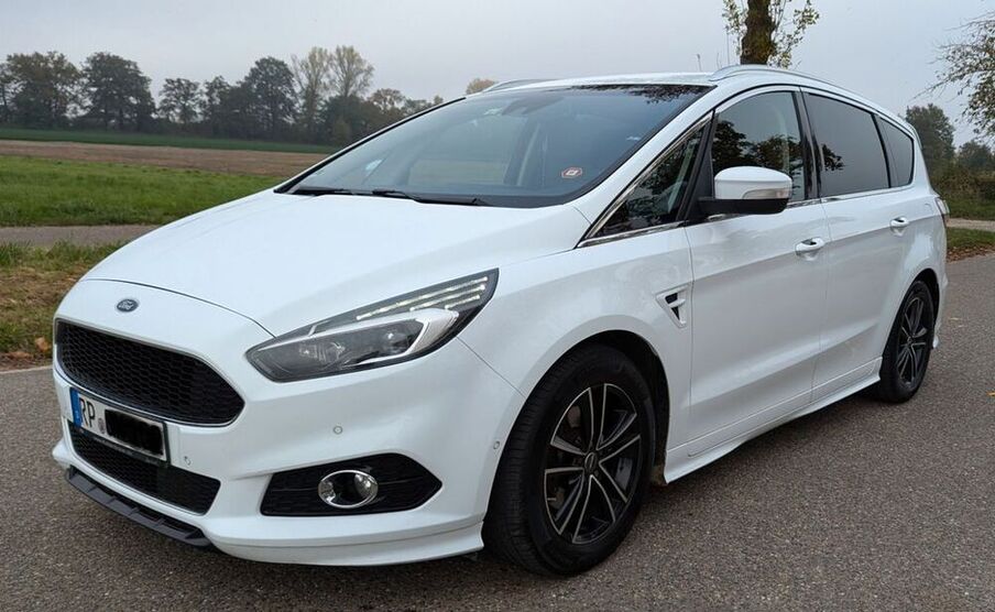 S-Max