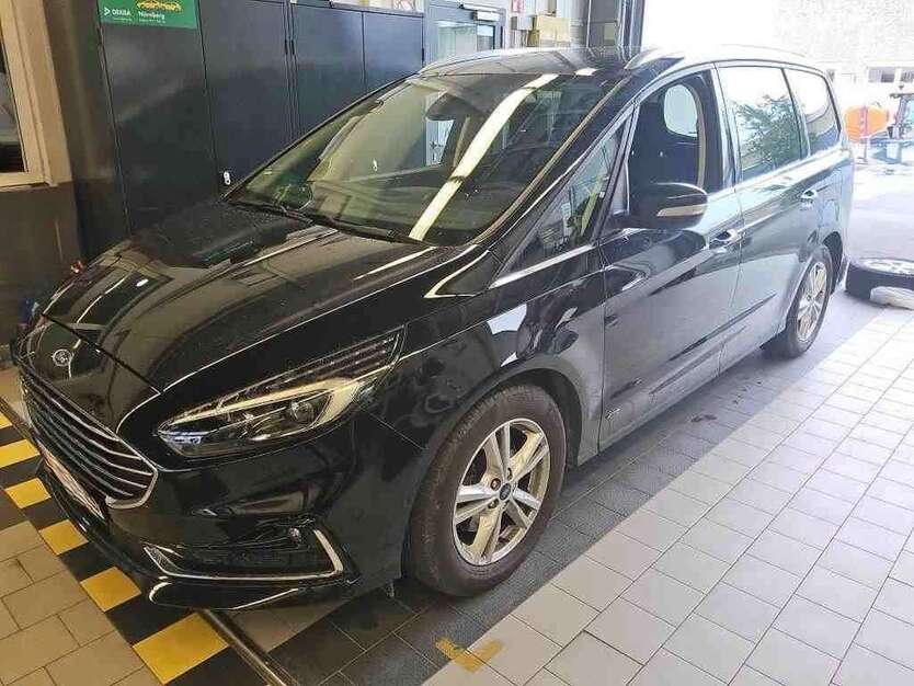 Ford Galaxy 54.000 km 34.890 € Grünwald 82031