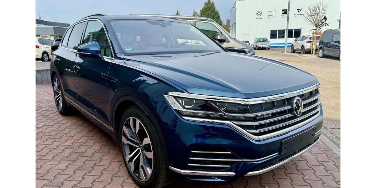 VW Touareg 50.050 km 49.950 &euro; Naumburg 06618