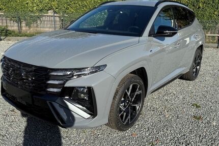 Hyundai TUCSON 1.270 km 36.990 &euro; Eutin 23701