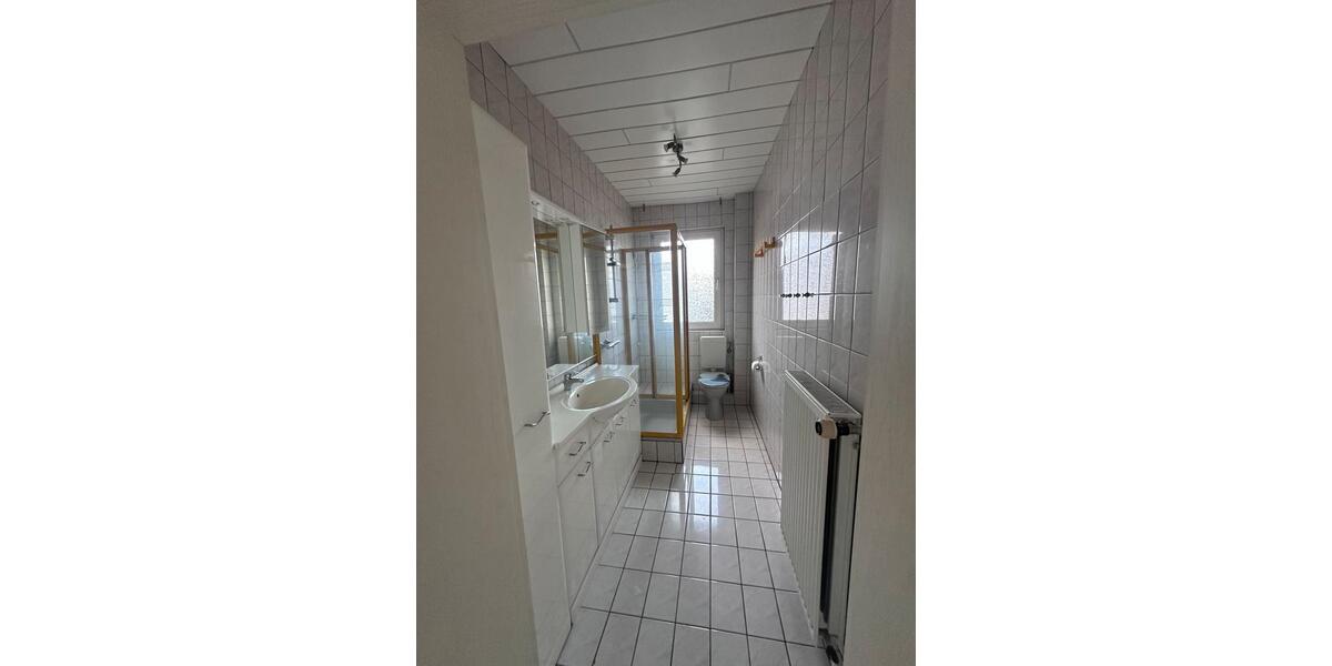 Hochparterre Calberlah - 4.5 Zimmer, 130 m&sup2;, 249.000&euro; | Angebot:25173322