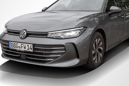 VW Passat Variant 7.677 km 38.440 &euro; Bernburg 06406