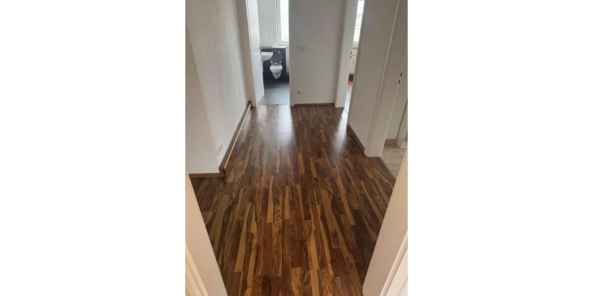 Etagenwohnung Aichach - 3 Zimmer, 75 m&sup2;, 825&euro; | Angebot:24693047