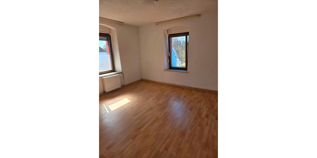 Erdgeschoßwohnung Nonnweiler - 4 Zimmer, 80 m&sup2;, 920&euro; | Angebot:26059610