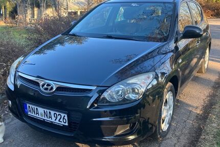 Hyundai i30 177.000 km 5.400 &euro; Callenberg 09337