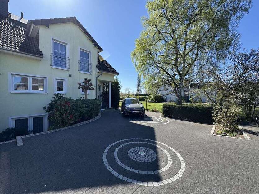 Haus zum Kaufen in Köln 1.399.000 € 240 m²