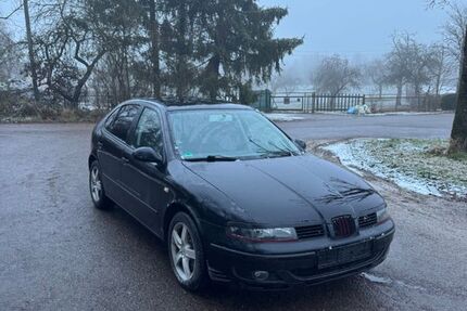 Seat Leon 280.598 km 1.990 € Blaubeuren 89143