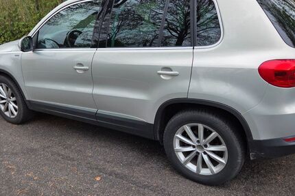 VW Tiguan 154.300 km 9.800 &euro; Salzbergen 48499
