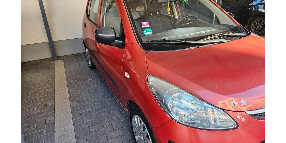 Hyundai i10 143.229 km 1.111 &euro; Köln 50765