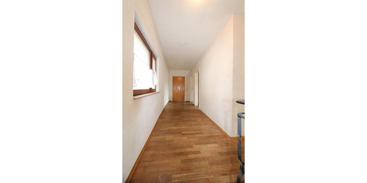 Einfamilienhaus Mehren - 7 Zimmer, 223 m&sup2;, 190.000&euro; | Angebot:26837980