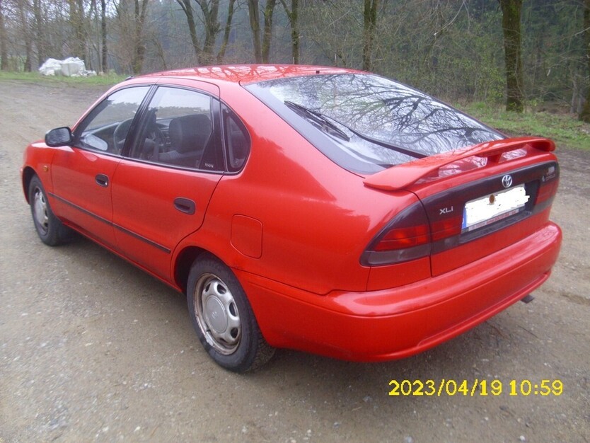 Corolla Liftback E10 ; 1.3 XLI ; 16V