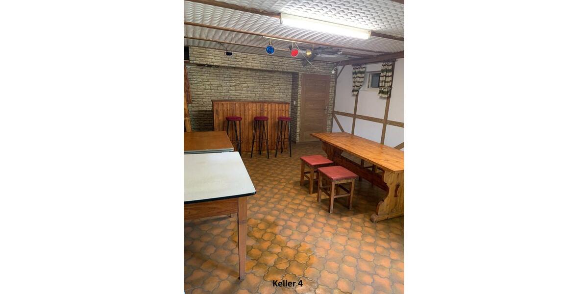 Einfamilienhaus Rammelsbach - 9 Zimmer, 160 m&sup2;, 183.000&euro; | Angebot:27297886