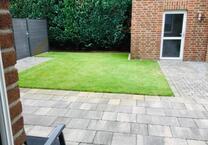 Helle 2,5 Zimmerwohnung mit Terrasse und Garten in ruhiger Lage