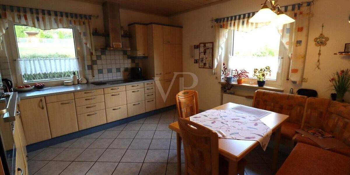 Mehrfamilienhaus, Wohnhaus Lehrberg Gräfenbuch - 7 Zimmer, 188 m&sup2;, 359.000&euro; | Angebot:25679034