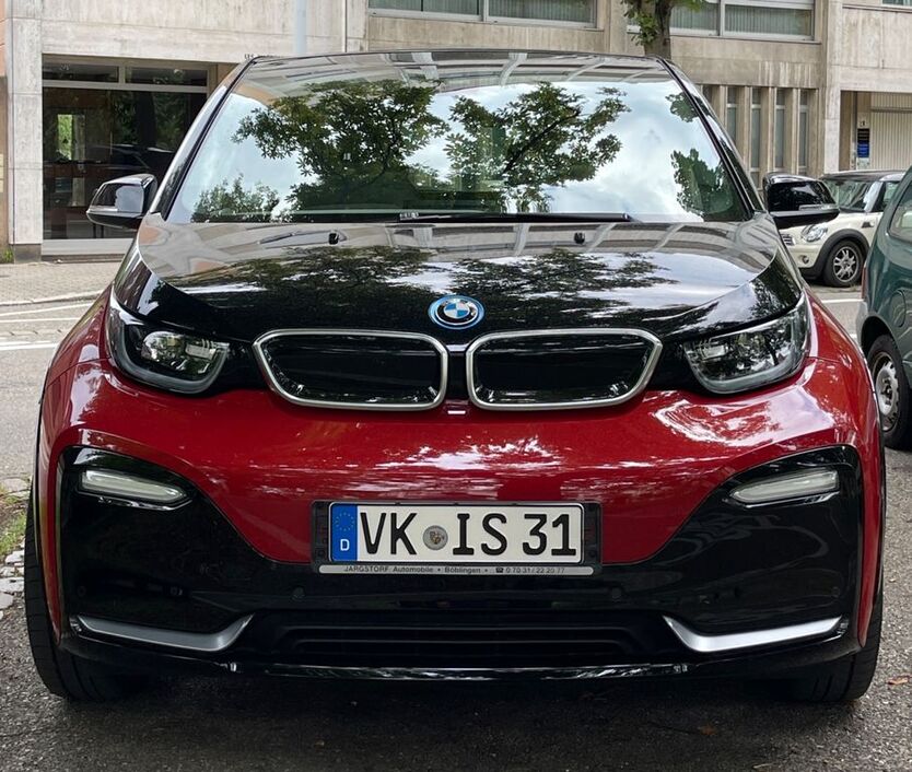 i3