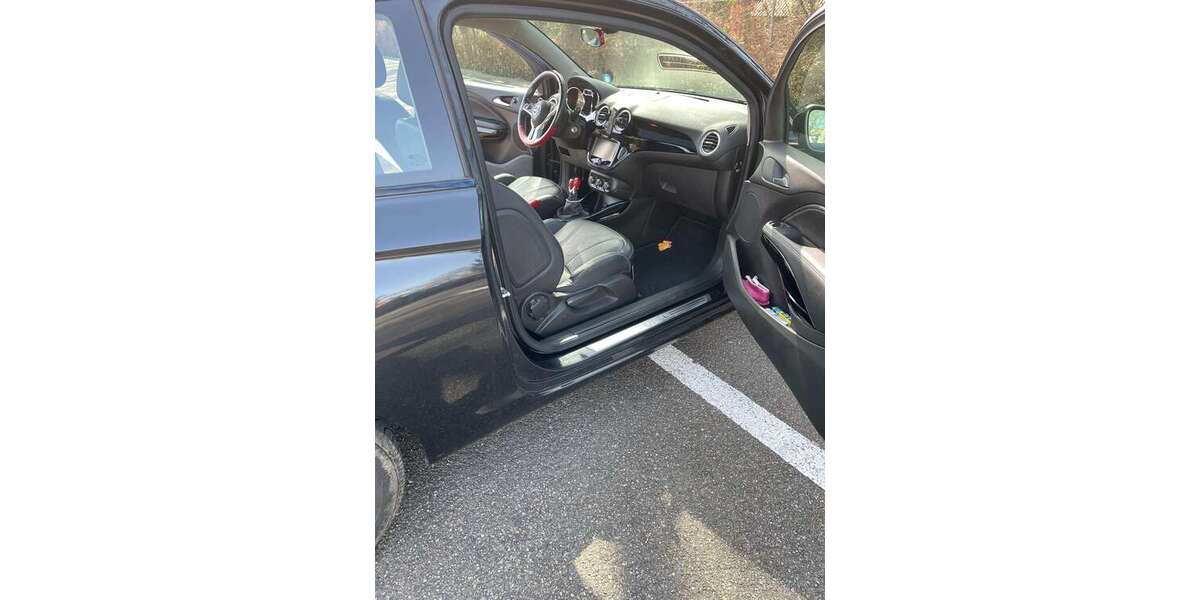 Opel Adam 68.750 km 7.950 &euro; Dettingen an der Erms 72581