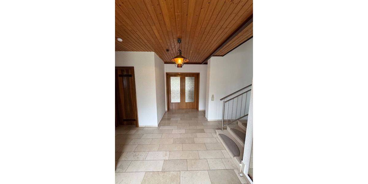 Einfamilienhaus Kusel Bledesbach - 7 Zimmer, 235 m&sup2;, 1.490&euro; | Angebot:25729933