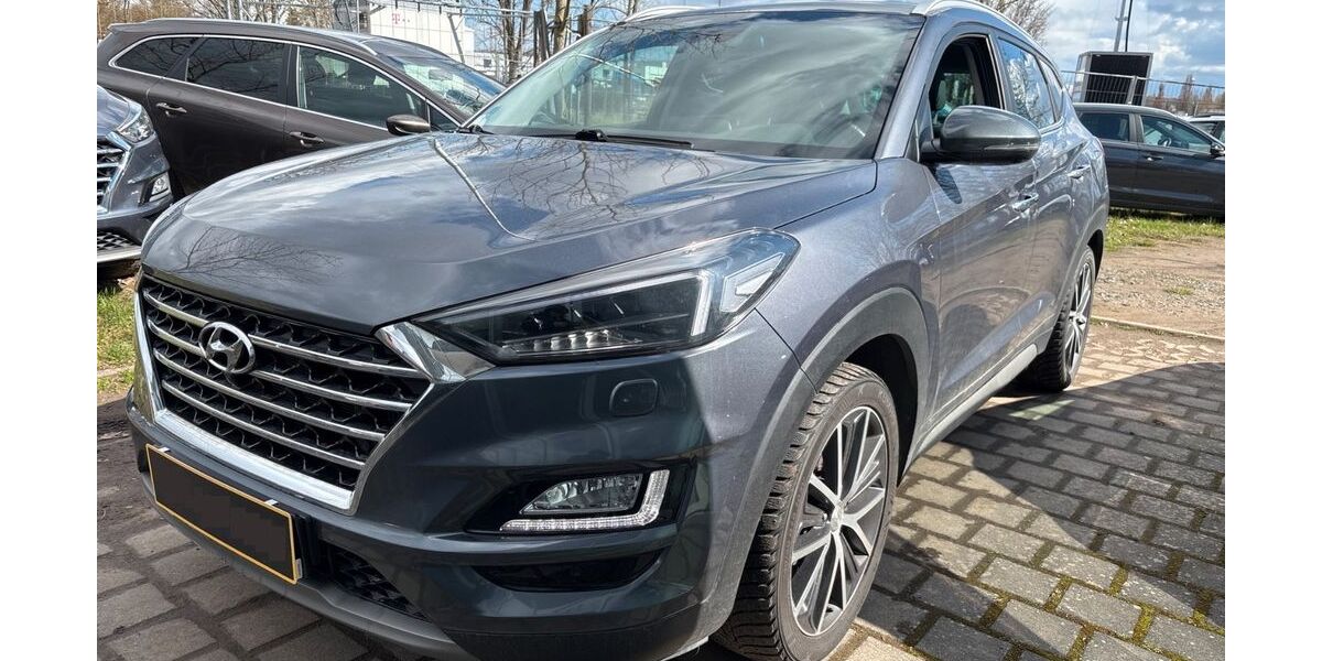 Hyundai TUCSON 83.500 km 18.490 &euro; Würselen 52146