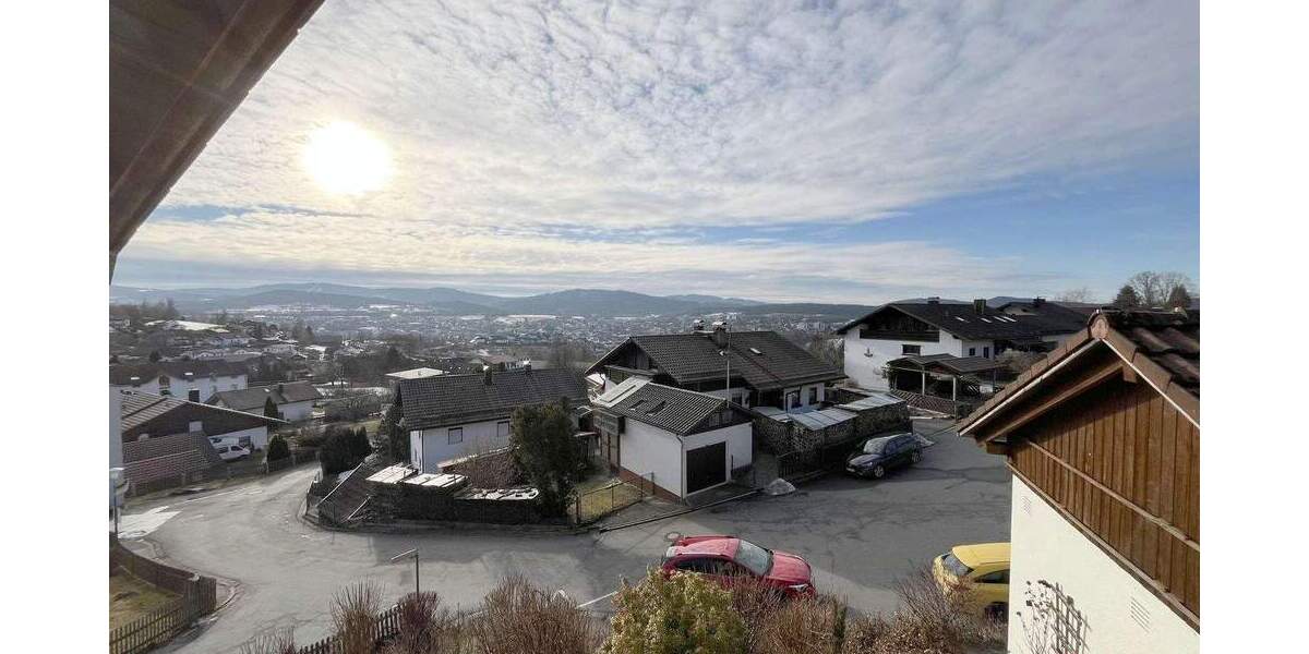 Doppelhaushälfte Viechtach - 5 Zimmer, 128 m&sup2;, 239.000&euro; | Angebot:25692886