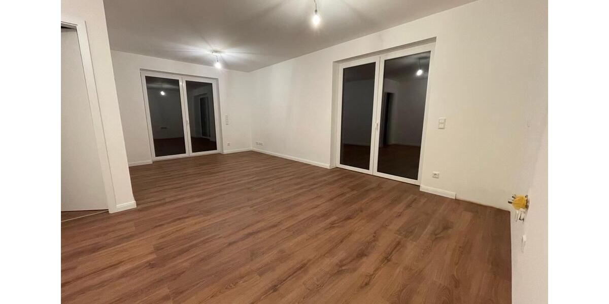 2-Zi-WG, Singel Wohnung, TerrasseGarten 2 zimmer