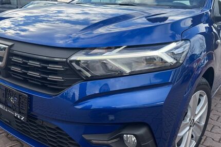 Dacia Sandero 95.000 km 9.500 &euro; Dachau 85221
