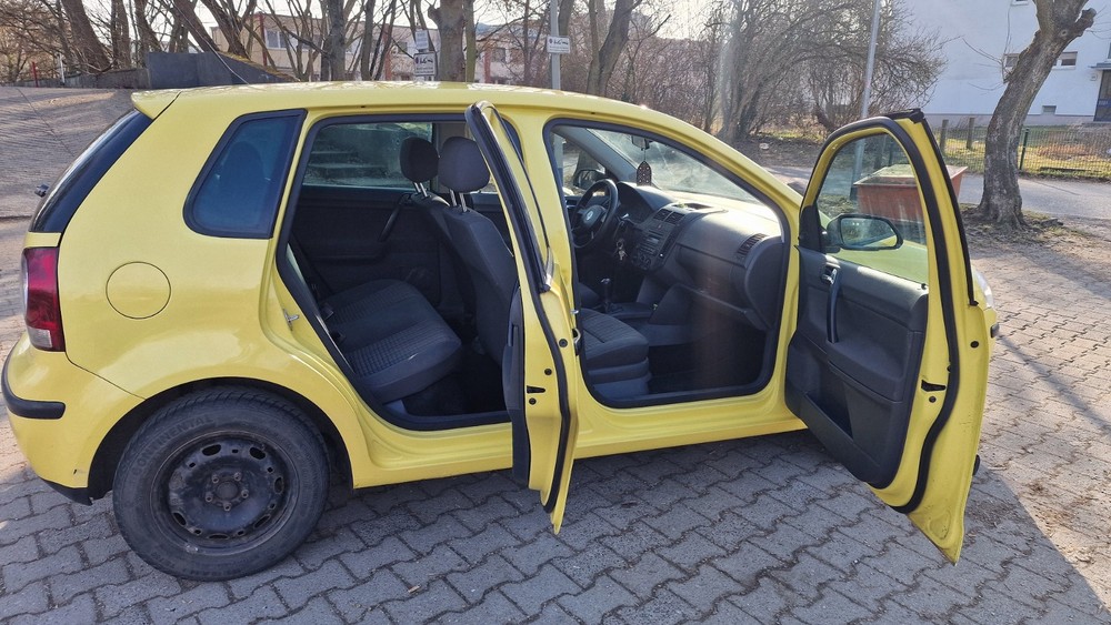 VW Polo 127.000 km 1.499 &euro; Berlin 10178