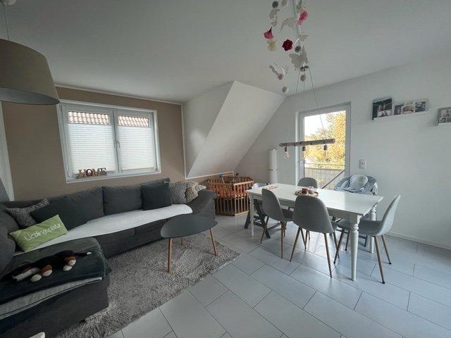 Dachgeschoßwohnung Mülheim-Kärlich Kärlich - 3 Zimmer, 80 m&sup2;, 1.000&euro; | Angebot:26227493
