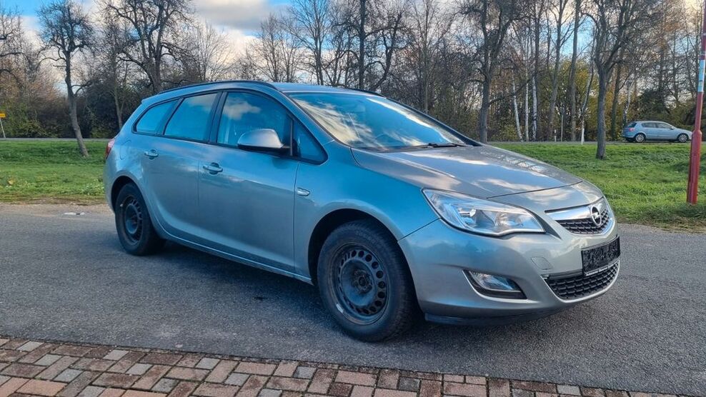 Opel Astra 136.426 km 5.399 € Pegau 04523