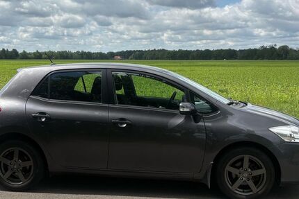 Toyota Auris 167.000 km 4.850 &euro; Müden 38539