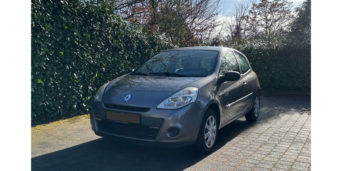 Renault Clio 114.700 km 3.800 &euro; Mülheim-Kärlich 56218