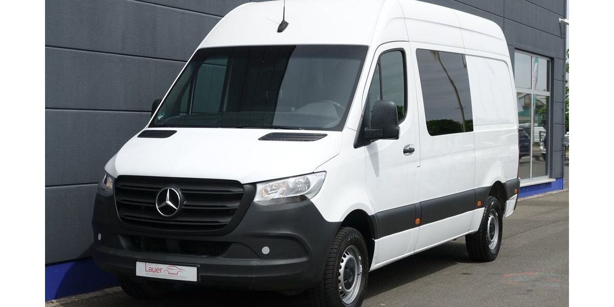 Mercedes-Benz Sprinter 219.765 km 19.900 &euro; Fürth 90763
