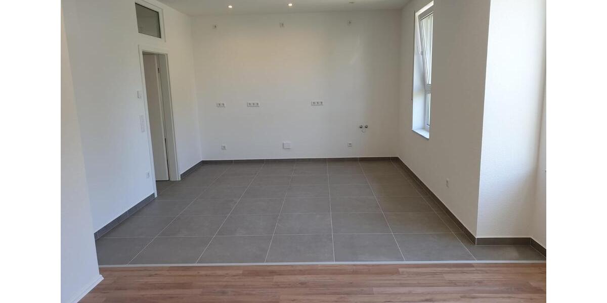 Etagenwohnung Heiligenhaus - 4 Zimmer, 128 m&sup2;, 1.150&euro; | Angebot:25542417