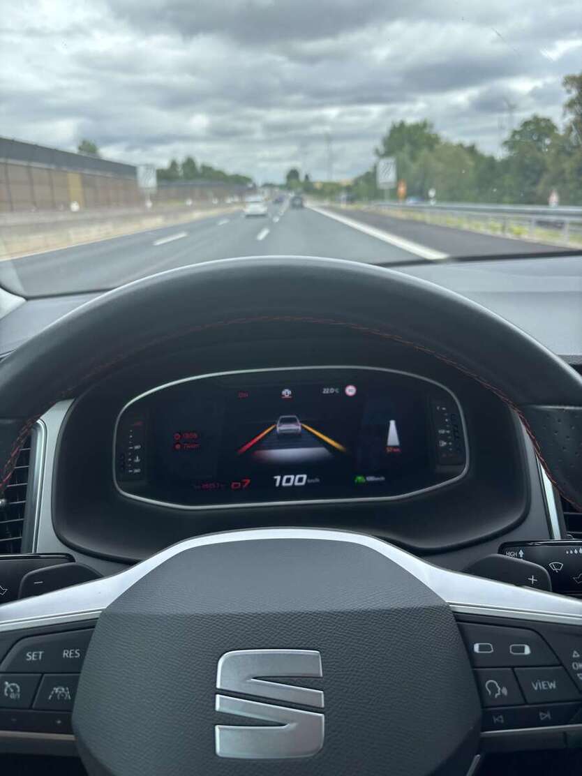 Seat Ateca 22.500 km 28.500 € marburg 35037