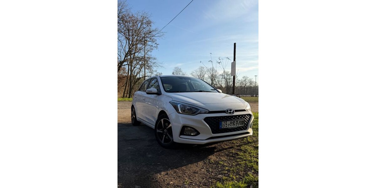 Hyundai i20 69.000 km 12.100 &euro; Frankfurt am Main 60326