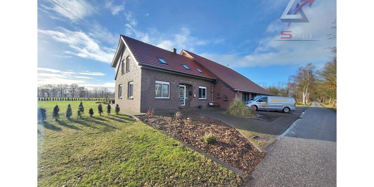 Dachgeschoßwohnung Uplengen - 2 Zimmer, 66 m&sup2;, 580&euro; | Angebot:25238564