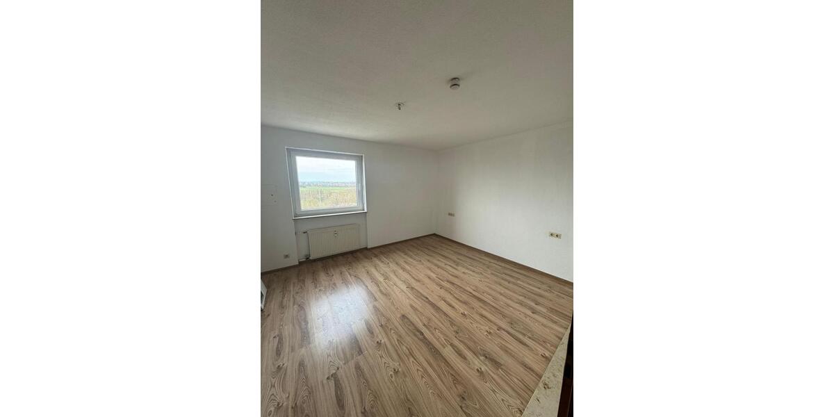 Etagenwohnung Schweinfurt Bellevue - 3 Zimmer, 82 m&sup2;, 160.000&euro; | Angebot:26888070