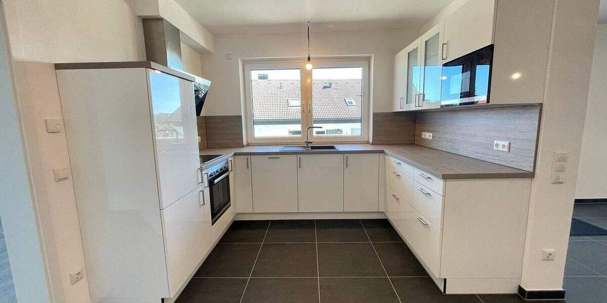 Etagenwohnung Balve - 2 Zimmer, 90 m&sup2;, 1.125&euro; | Angebot:24780806