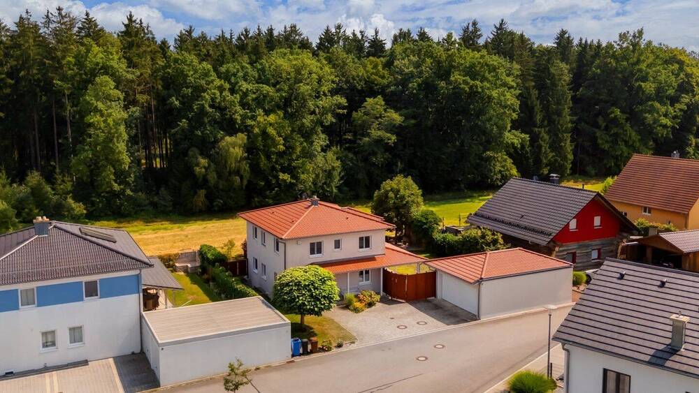 Perfekt für Familien in ruhiger Ortsrandlage! Großzügiges Einfamilienhaus mit moderner Ausstattung! 6 zimmer