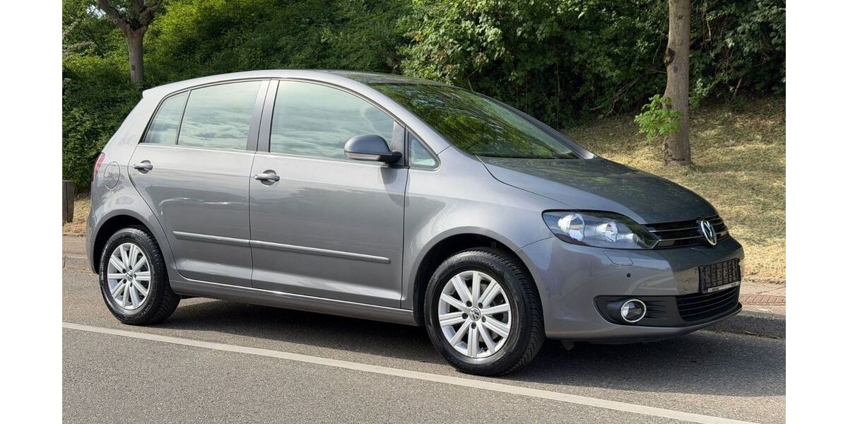 VW Golf 36.000 km 9.500 &euro; Fellbach 70736