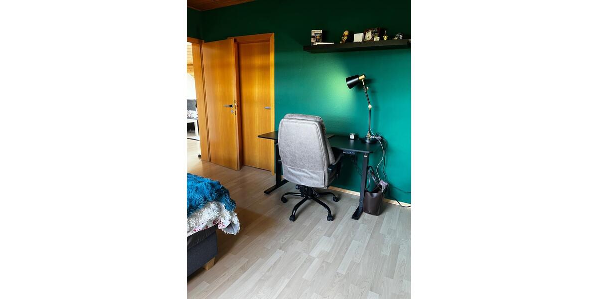 Dachgeschoßwohnung Heusweiler - 3 Zimmer, 85 m&sup2;, 510&euro; | Angebot:26225909