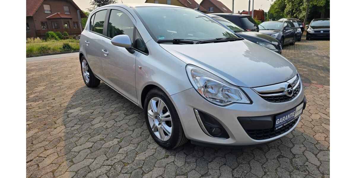 Opel Corsa 175.000 km 2.799 &euro; bad oeynhausen 32549